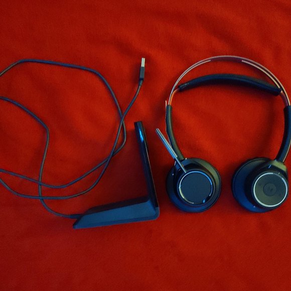 Plantronics Other - Pre-own Plantronics Voyager Dual Ear Phone Headset W/Charge Stand Bluetooth PC